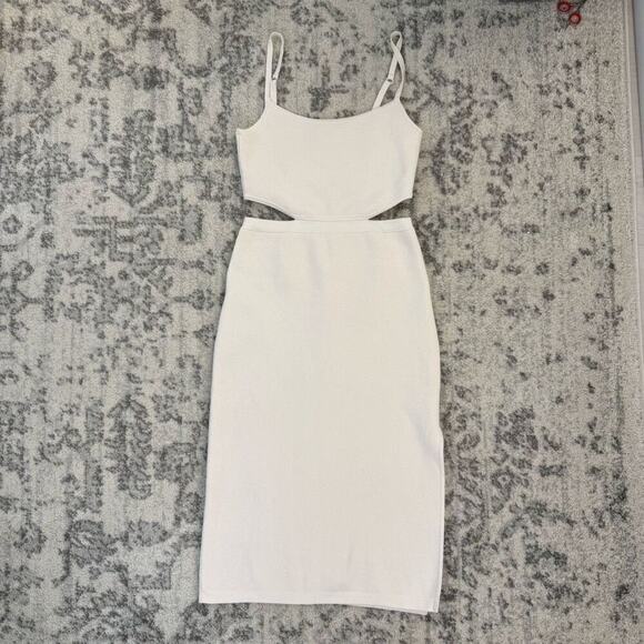 Toccin
Cutout Tank Dress💘 - Picture 5 of 11